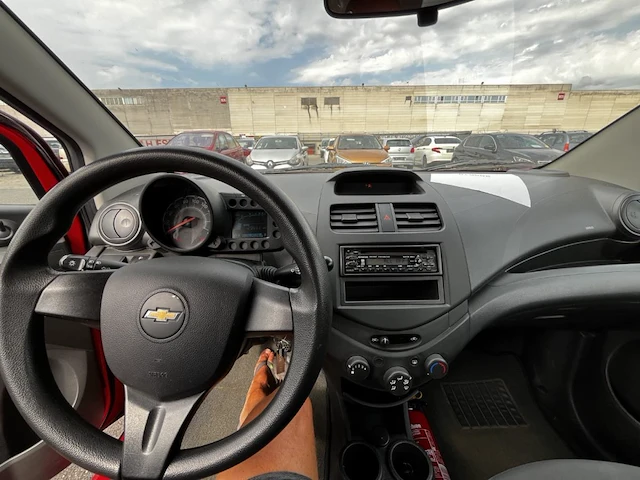Chevrolet spark spark 1,0i + 68 - afbeelding 25 van  27