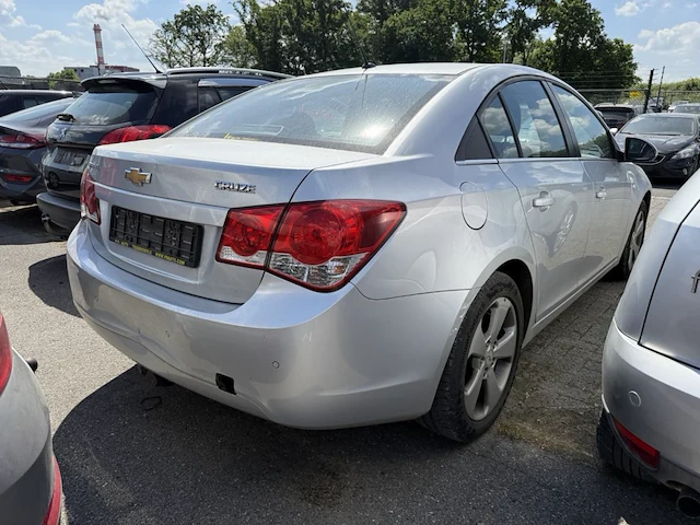 Chevrolet,cruse,2012 - afbeelding 21 van  26