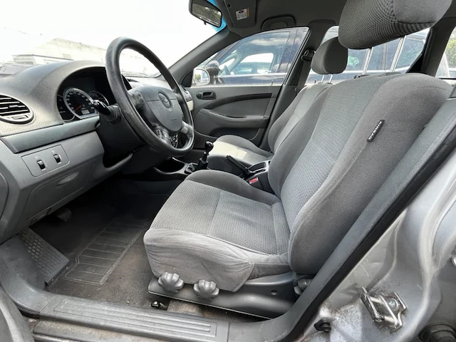 Chevrolet,nubira,2009 - afbeelding 8 van  30