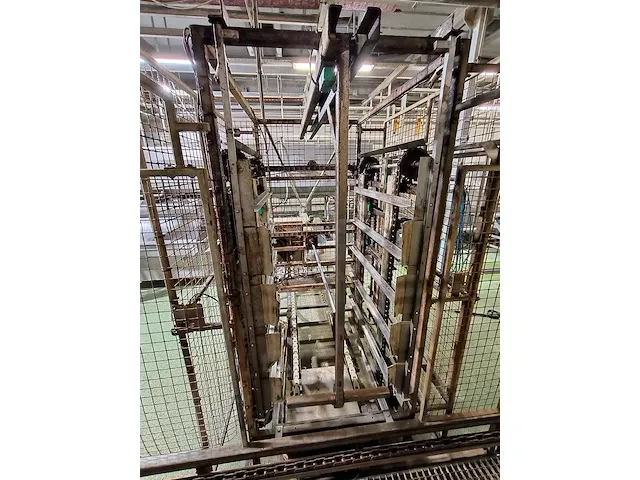 Chicken gas stunning and crate washer line - afbeelding 4 van  85