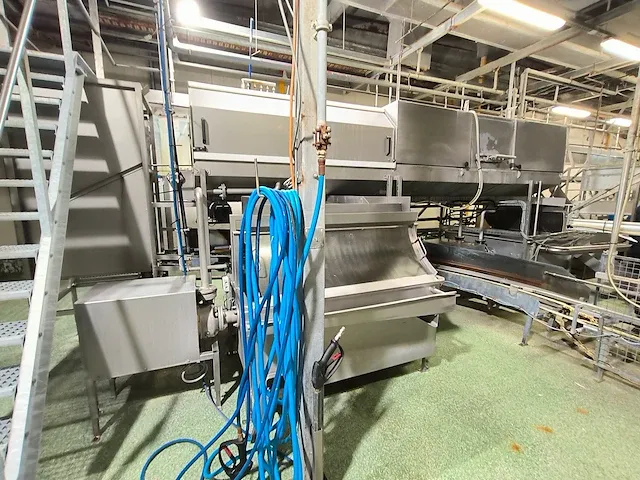 Chicken gas stunning and crate washer line - afbeelding 14 van  85