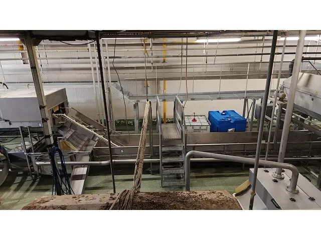Chicken gas stunning and crate washer line - afbeelding 12 van  85