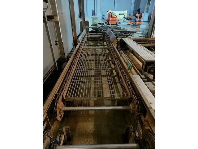 Chicken gas stunning and crate washer line - afbeelding 24 van  85