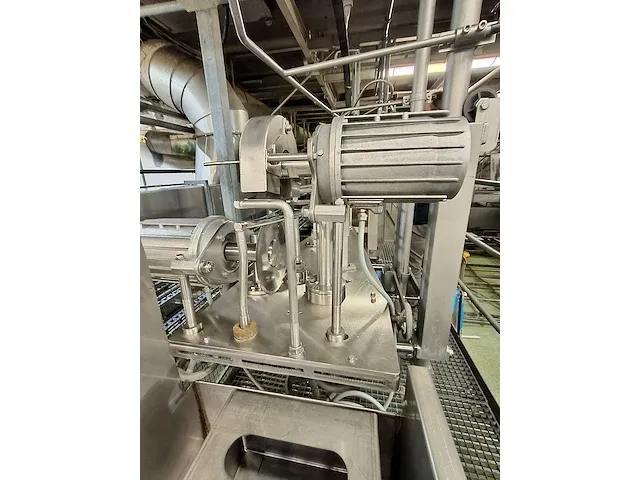 Chicken gas stunning and crate washer line - afbeelding 27 van  85