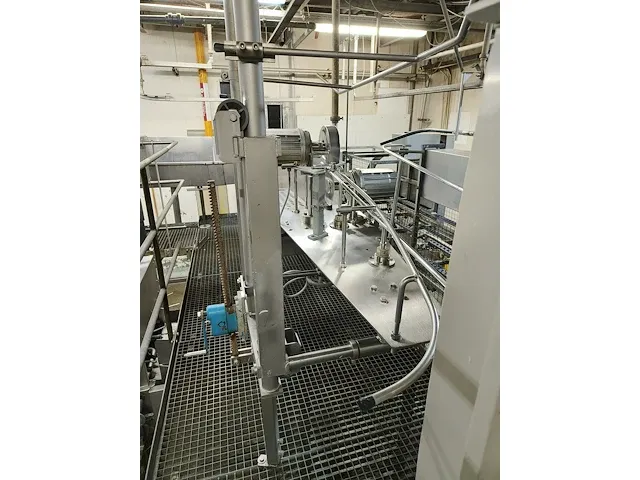 Chicken gas stunning and crate washer line - afbeelding 29 van  85
