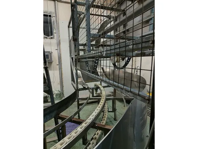Chicken gas stunning and crate washer line - afbeelding 52 van  85
