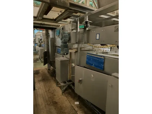 Chicken gas stunning and crate washer line - afbeelding 64 van  85