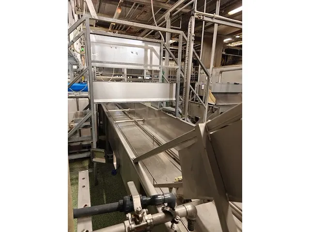 Chicken gas stunning and crate washer line - afbeelding 74 van  85