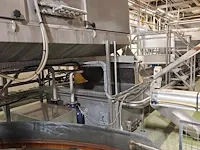 Chicken gas stunning and crate washer line - afbeelding 75 van  85