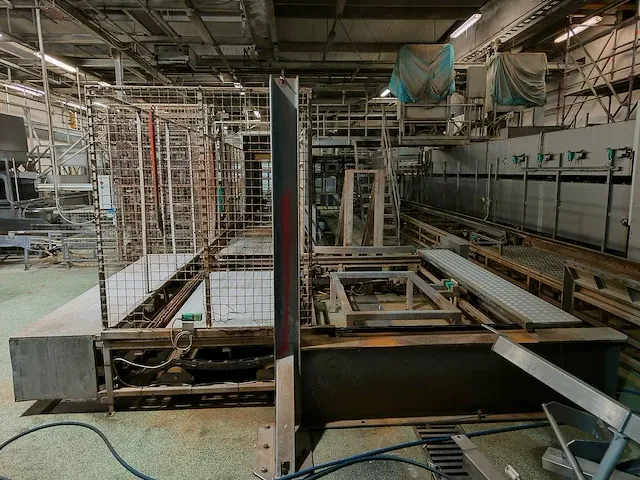 Chicken gas stunning and crate washer line - afbeelding 78 van  85