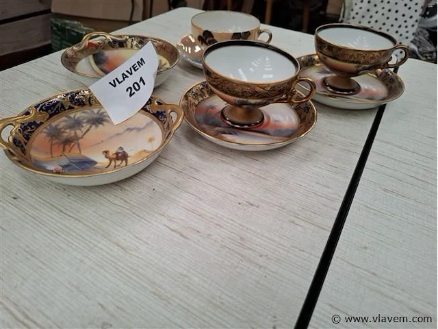 Chinees vaatwerk - afbeelding 1 van  4