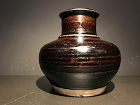 Chinese black glaze pot - afbeelding 7 van  8