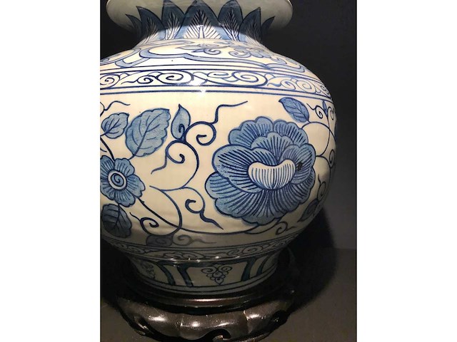 Chinese blue and white vase - afbeelding 7 van  17
