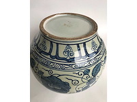 Chinese blue and white vase - afbeelding 17 van  17