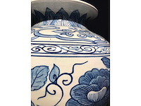 Chinese blue and white vase - afbeelding 8 van  17