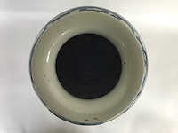 Chinese blue and white vase - afbeelding 15 van  17