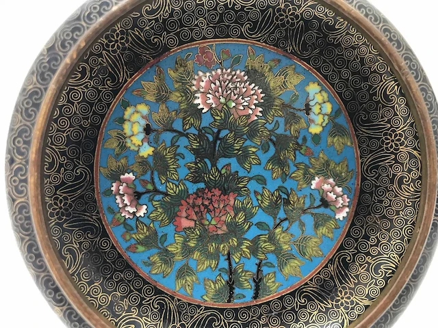 Chinese cloissoné detailed bowl - afbeelding 18 van  22