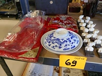 Chinese en afrikaanse decoratieve items - afbeelding 1 van  3
