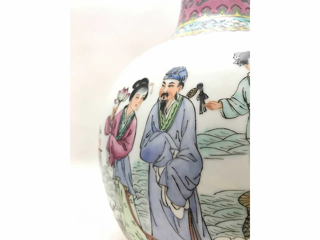 Chinese famille rose bottle vase ‘eight immortals’ - porcelain - china - 20th century - afbeelding 13 van  32