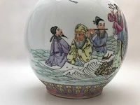 Chinese famille rose bottle vase ‘eight immortals’ - porcelain - china - 20th century - afbeelding 14 van  32