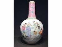 Chinese famille rose bottle vase ‘eight immortals’ - porcelain - china - 20th century - afbeelding 16 van  32