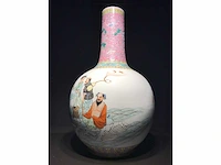 Chinese famille rose bottle vase ‘eight immortals’ - porcelain - china - 20th century - afbeelding 17 van  32