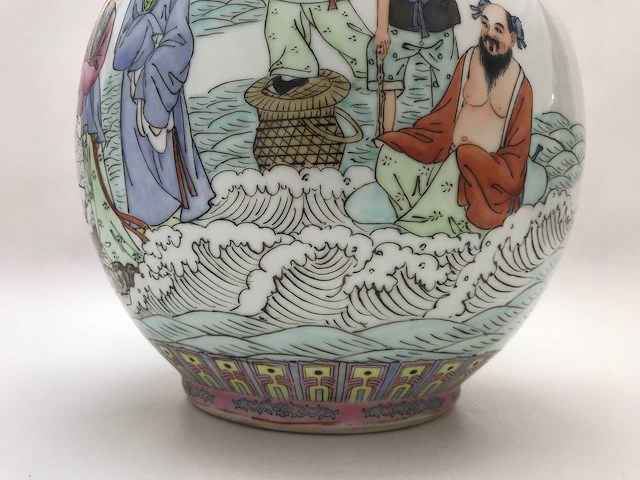 Chinese famille rose bottle vase ‘eight immortals’ - porcelain - china - afbeelding 3 van  38