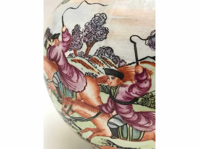 Chinese guangzhou export porcelain vase with hunting scene - european market - (early 20th century) - afbeelding 5 van  34
