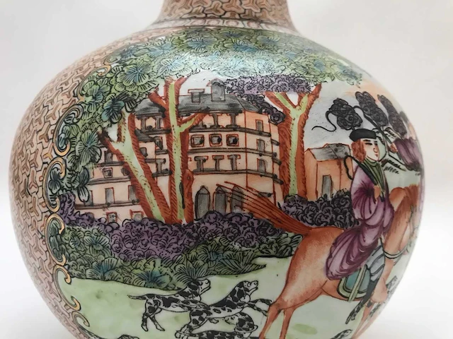 Chinese guangzhou export porcelain vase with hunting scene - european market - (early 20th century) - afbeelding 13 van  34