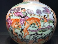 Chinese guangzhou export porcelain vase with hunting scene - european market - (early 20th century) - afbeelding 18 van  34