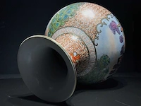 Chinese guangzhou export porcelain vase with hunting scene - european market - (early 20th century) - afbeelding 27 van  34