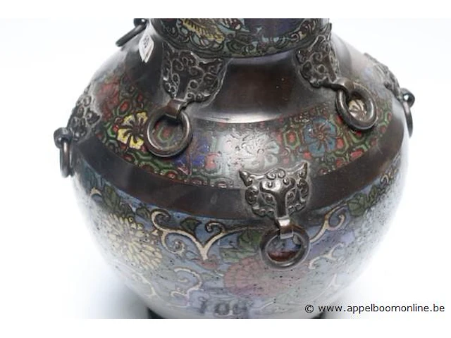 Chinese ijzeren vaas h 32cm - afbeelding 2 van  3