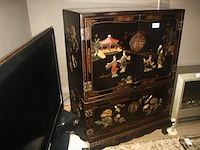 Chinese kast met 4 deuren afm. 140x96x55 cm - afbeelding 1 van  5