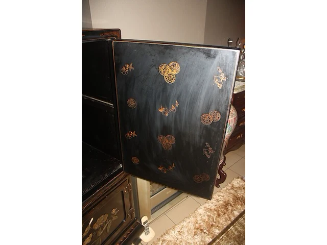 Chinese kast met 4 deuren afm. 140x96x55 cm - afbeelding 5 van  5