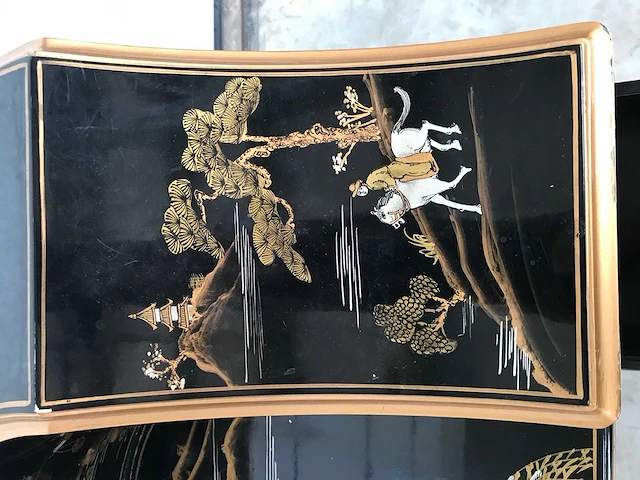 Chinese lacquerware black gold desk with chair - afbeelding 7 van  31