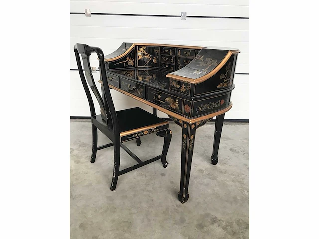 Chinese lacquerware black gold desk with chair - afbeelding 1 van  31
