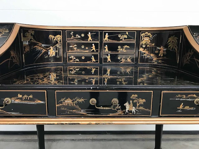 Chinese lacquerware black gold desk with chair - afbeelding 30 van  31