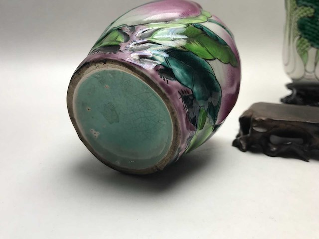 Chinese porcelain (2x) - afbeelding 2 van  22