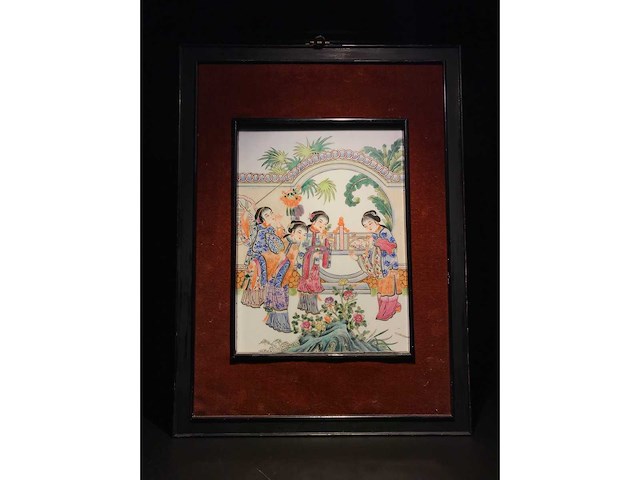 Chinese porcelain tile in beautiful frame. - afbeelding 3 van  14
