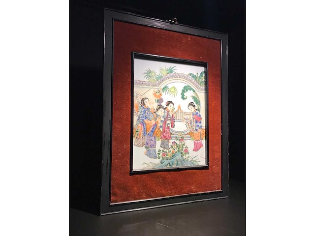 Chinese porcelain tile in beautiful frame. - afbeelding 1 van  14