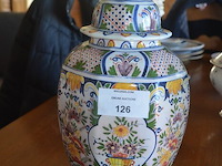 Chinese vaas, chinese kom, pot met deksel (alles porselein) - afbeelding 2 van  10