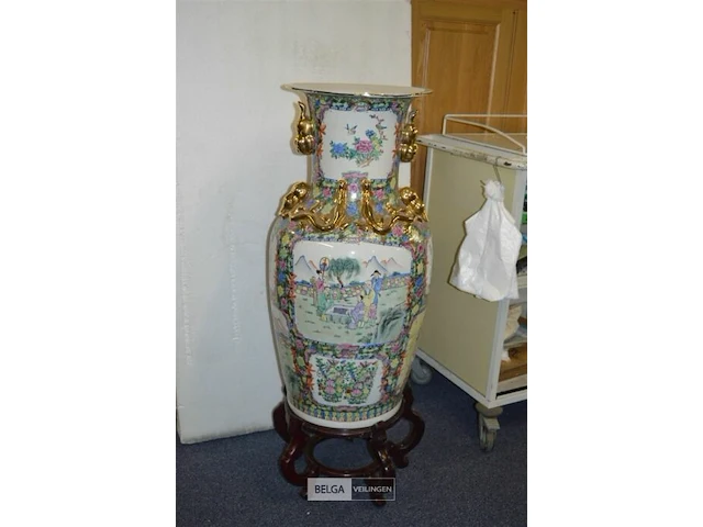 Chinese vaas h=90cm ø43cm met houten voet - afbeelding 1 van  8