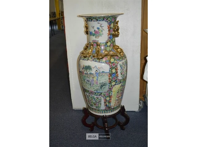 Chinese vaas h=90cm ø43cm met houten voet - afbeelding 2 van  8