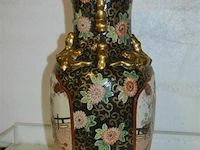 Chinese vaas macau h=46cm ( vrouwen op terras) - afbeelding 2 van  4