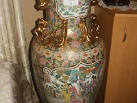 Chinese vaas op houten sokkel afm. h 122 cm - afbeelding 3 van  4
