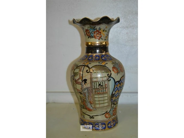 Chinese vaas satsuma h=±45cm ø±22cm - afbeelding 1 van  4