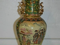 Chinese vaas satsuma h=45cm 5 mensen bij meer - afbeelding 1 van  3