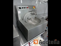 Chocolade tempereermachine met wiel 15kg prefamac jzj15 - afbeelding 1 van  9