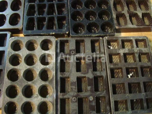 Chocovit bakelieten praliné vorm - afbeelding 1 van  5