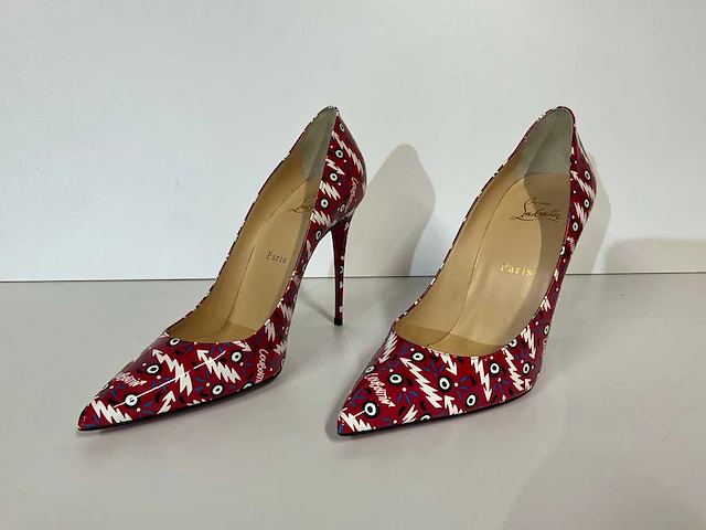 Christian louboutin hak - afbeelding 1 van  6